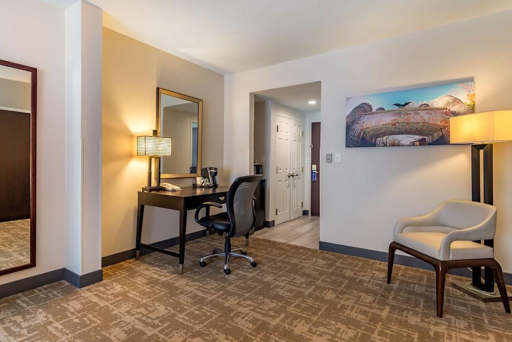 Best Western Plus Dalton Inn photo 12