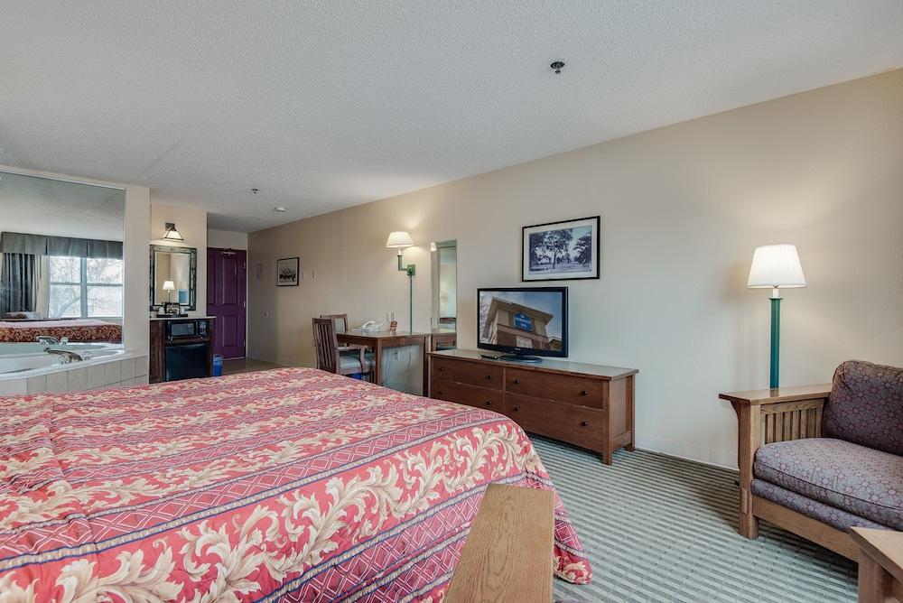 TownSquare Place photo 4