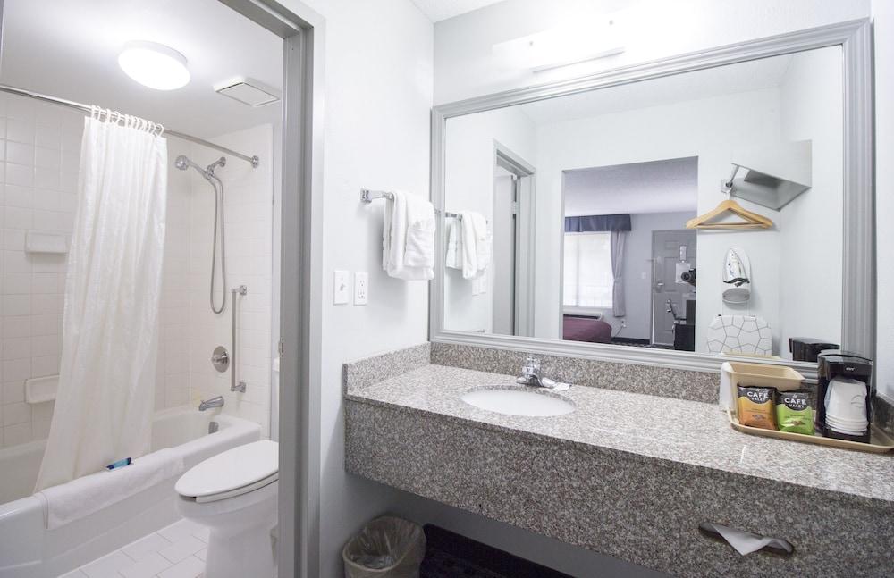 Brick Lodge Atlanta/Norcross photo 15