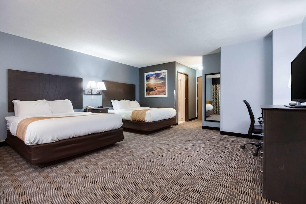 Quality Inn & Suites McCook photo 17