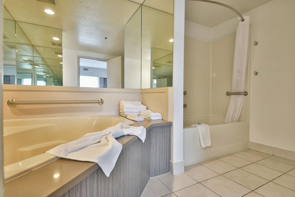 Country Inn & Suites by Radisson, Ocala Southwest photo 9