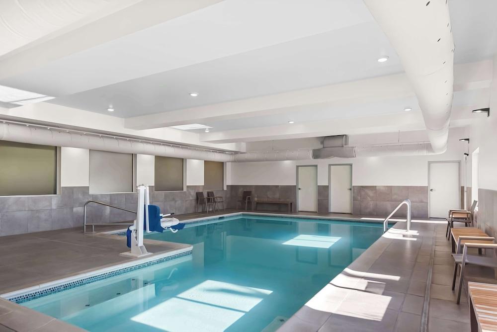 Best Western Plus Ogallala Inn photo 42