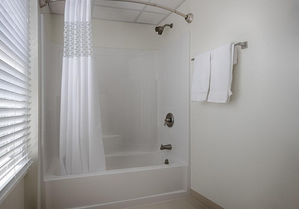 The Wellington Hotel & Suites Oceanblock photo 42