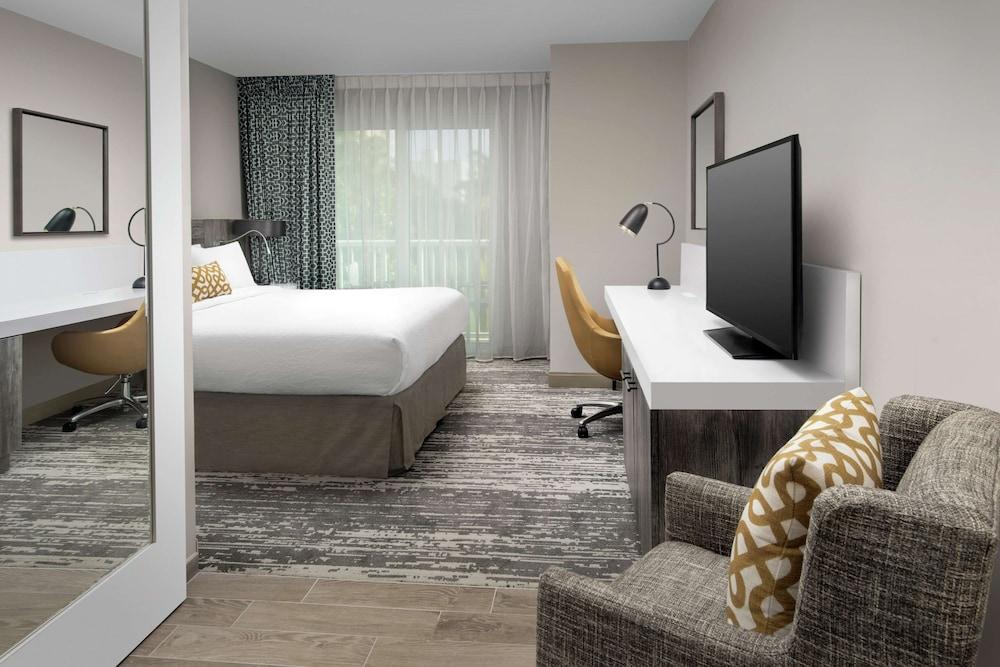 Hilton Garden Inn Miami Brickell South photo 27
