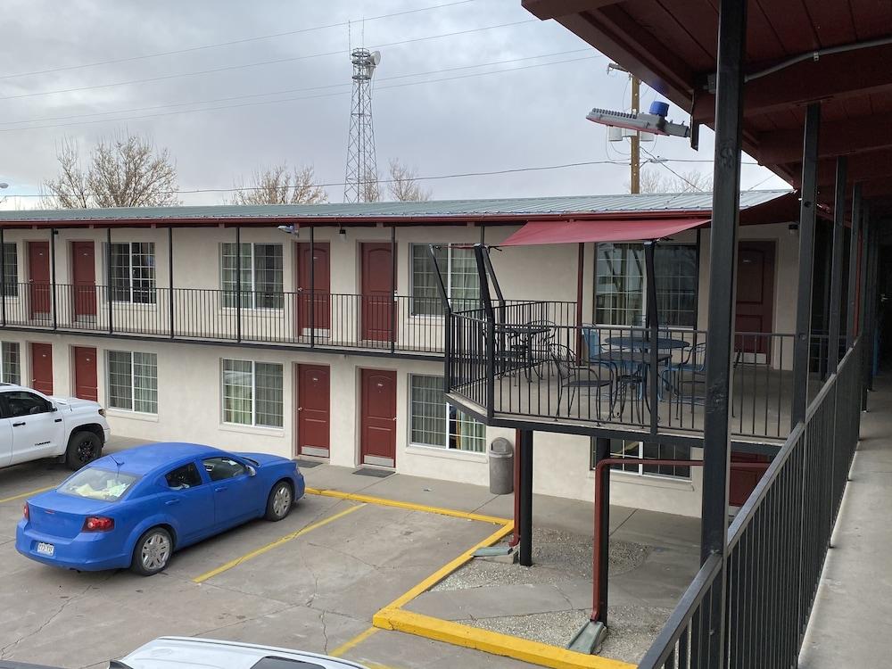 Dunes Inn photo 34