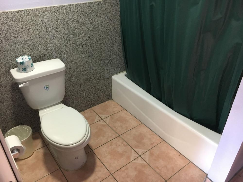 Budget Motel photo 21