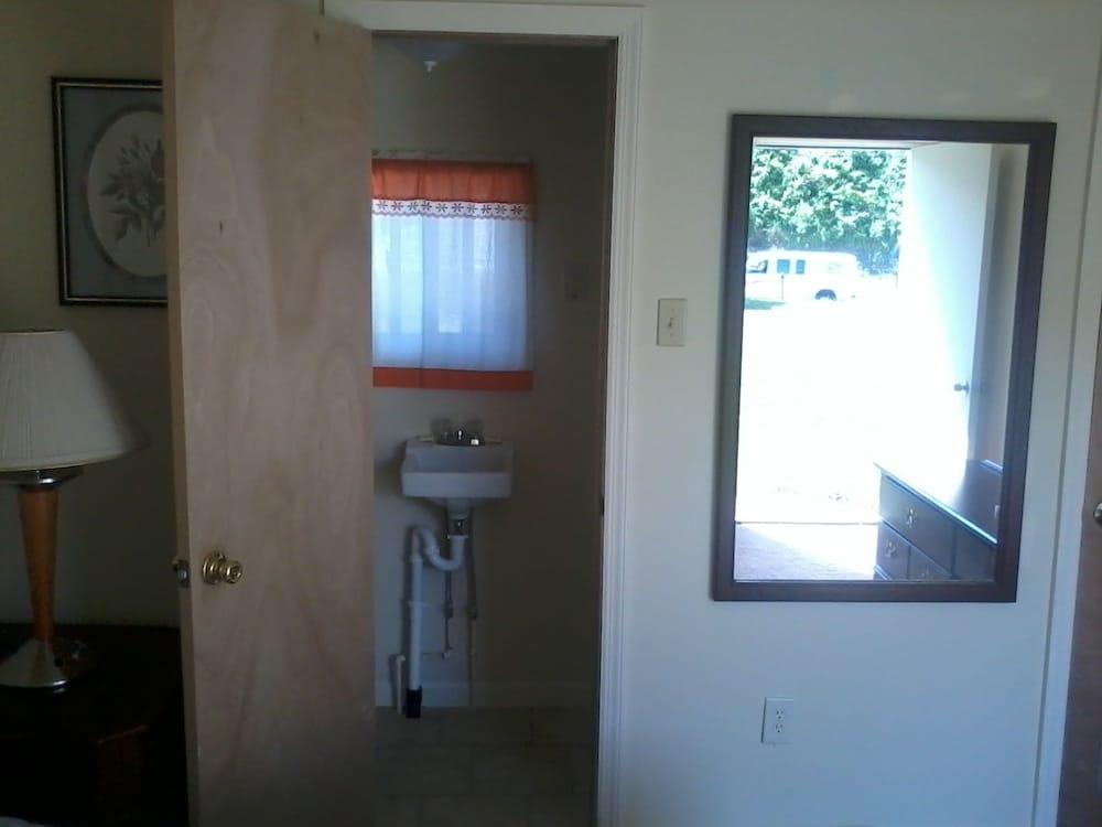 Hiland Terrace Hotel photo 3