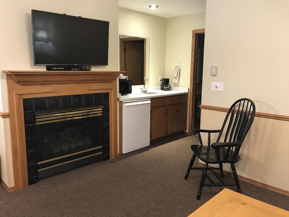 Bay Breeze Resort photo 33