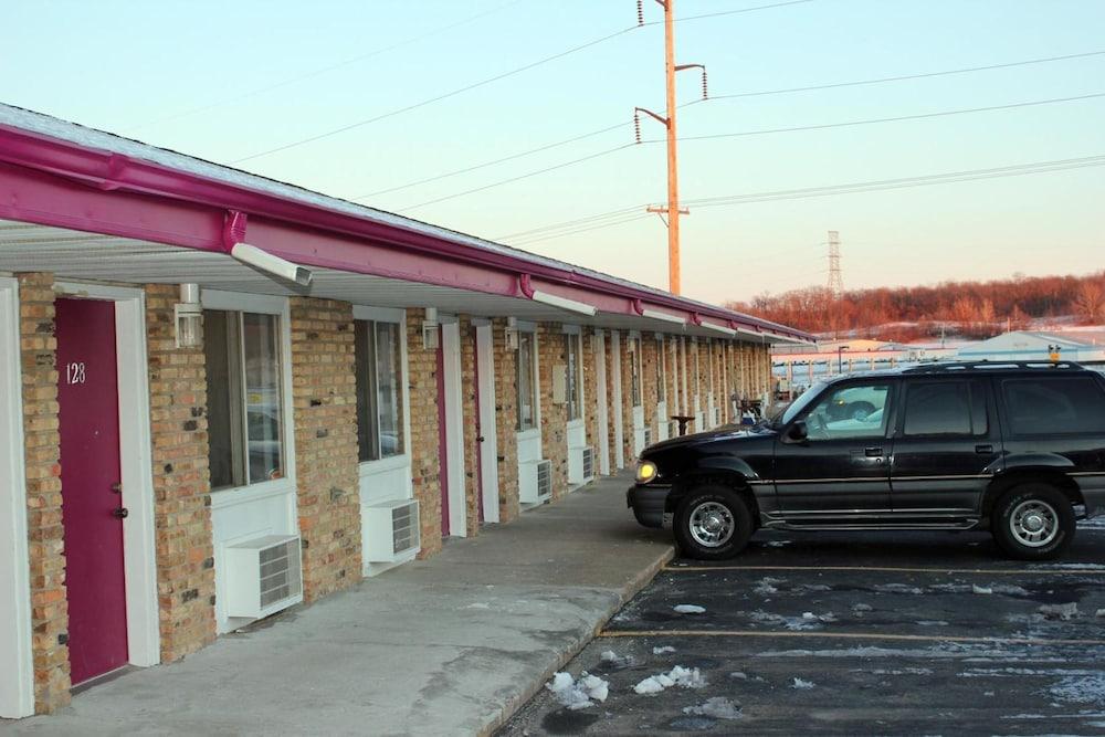 Valu Stay Inn photo 26