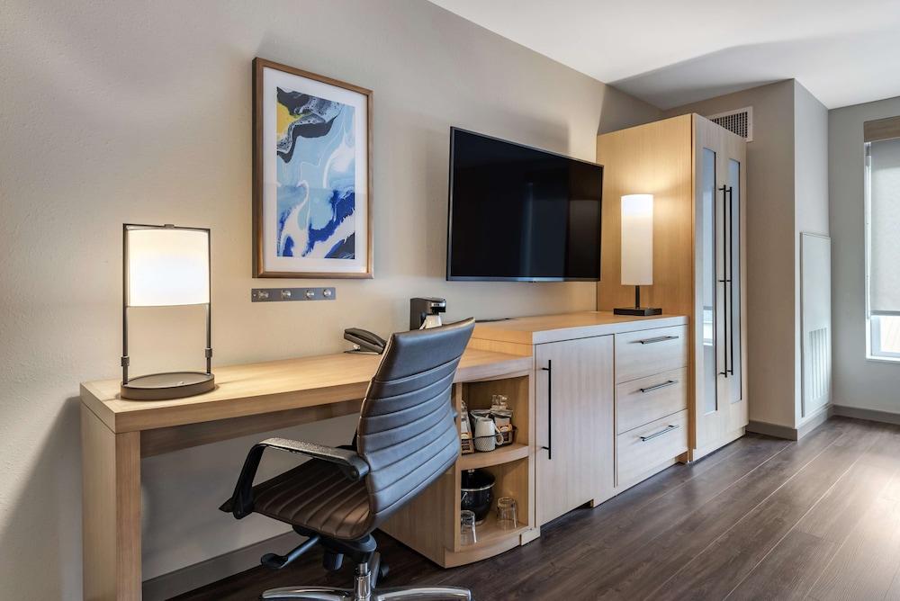 Hyatt Place Indianapolis Carmel photo 9