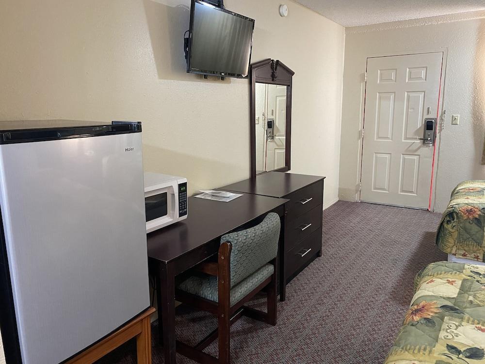 Century inn motel photo 14