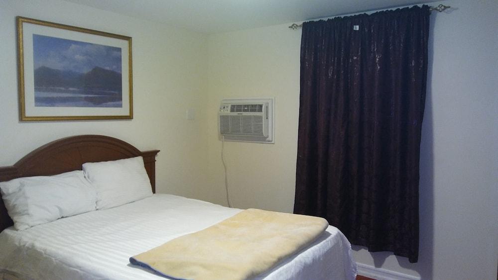 Waterbury Motel photo 3