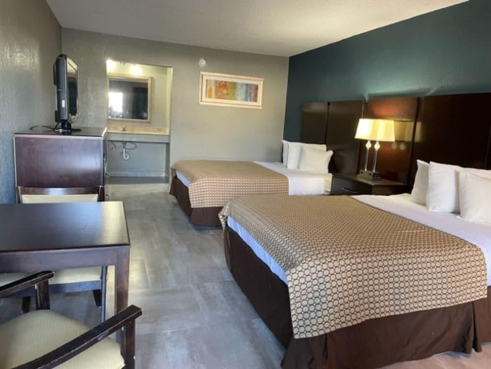 Guest Inn photo 10