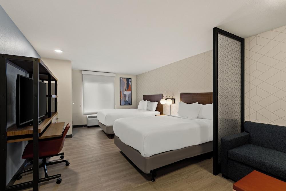 Everhome Suites Brownsville photo 7