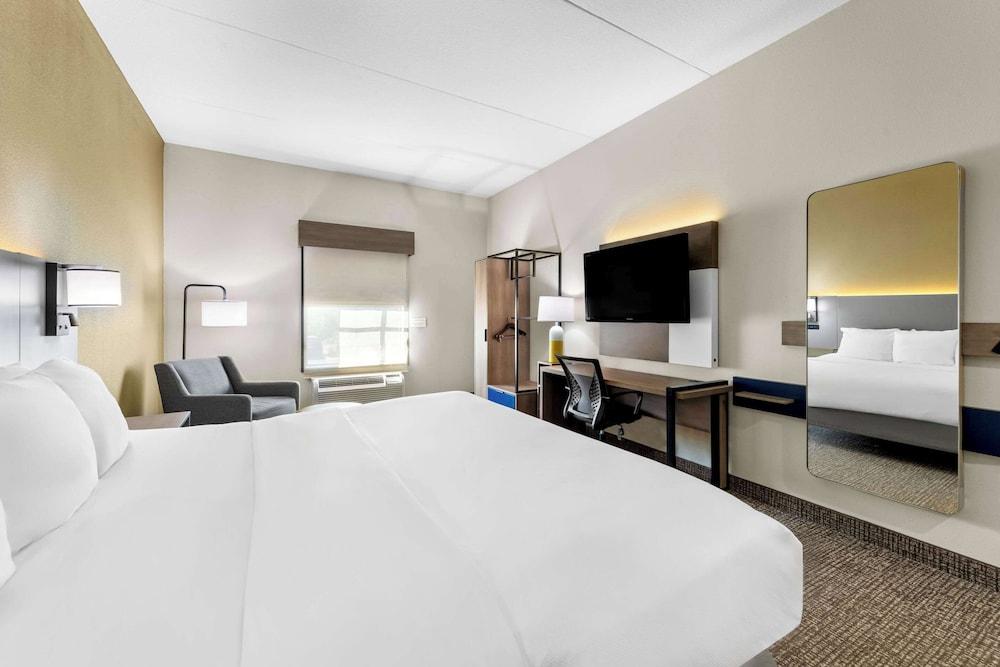Comfort Inn Harriman photo 29