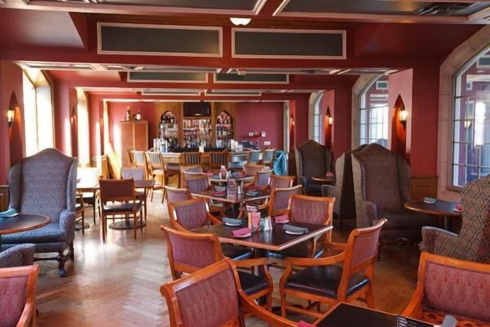 Bertram Inn at Glenmoor photo 19