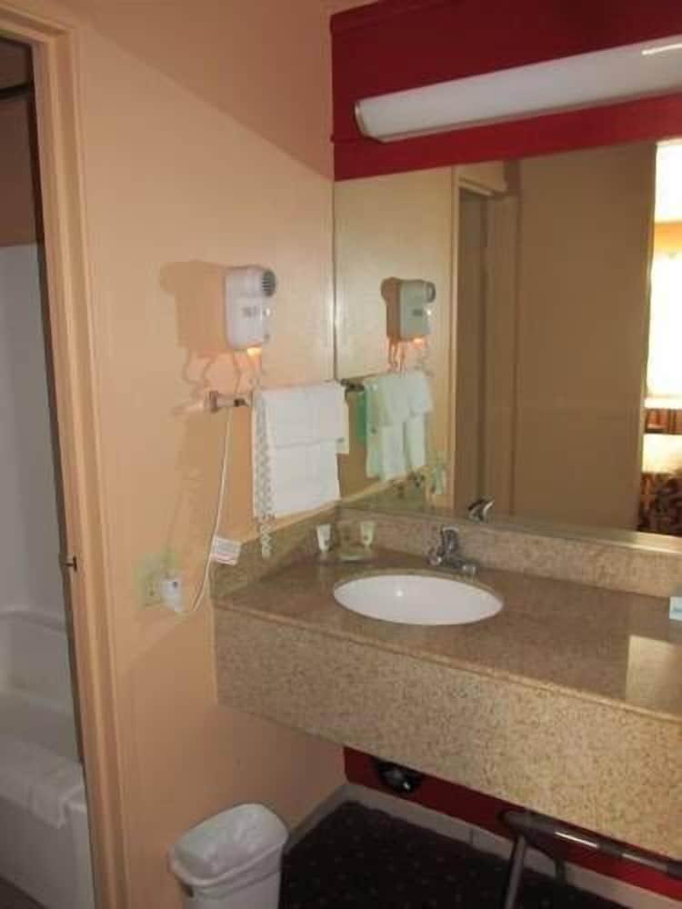 Escondido Lodge photo 26