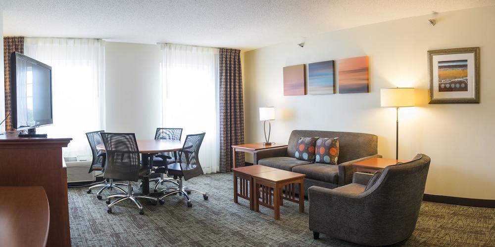 Staybridge Suites Fargo by IHG photo 16