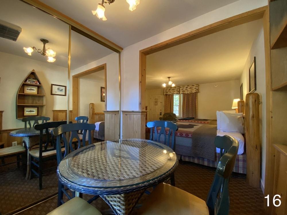 River Ranch Lodge & Restaurant photo 21