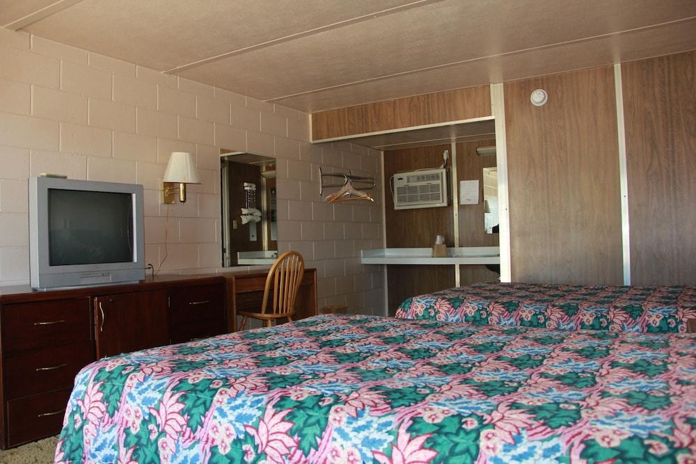 Budget Lakeview Inn photo 9