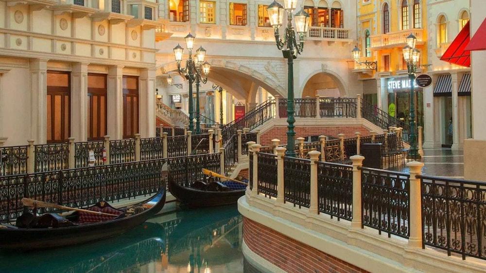The Venetian Prestige Club Lounge photo 48