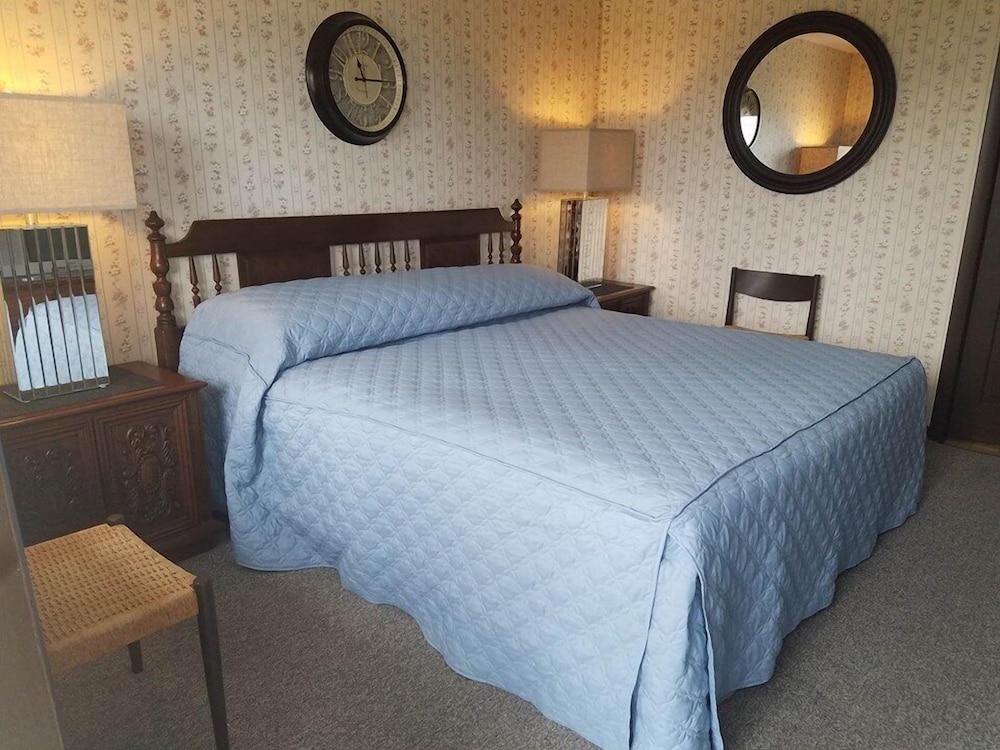 Leona's Motel photo 9