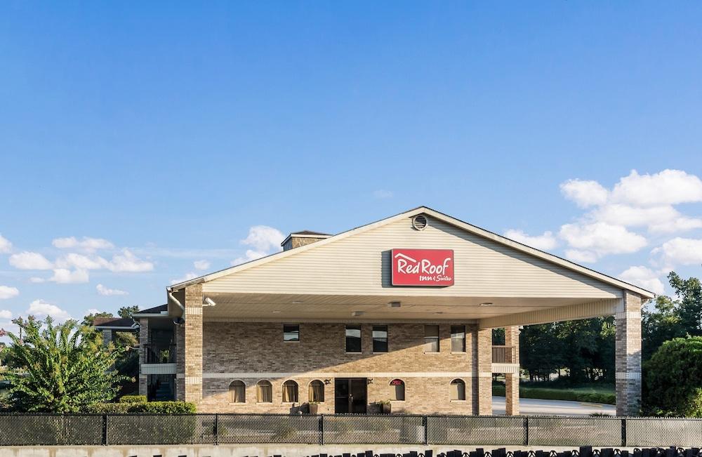 Red Roof Inn Conroe North - Willis photo 1