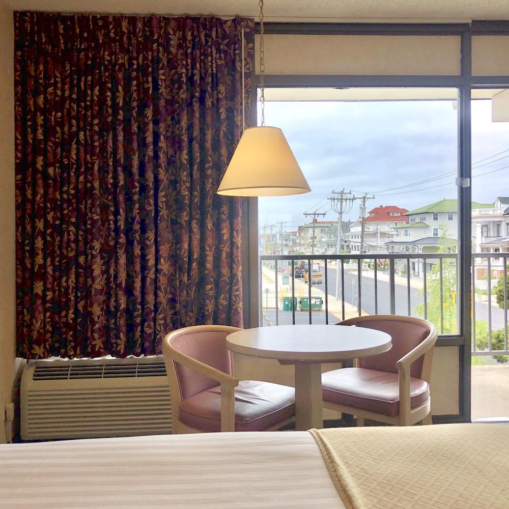 Impala Island Inn photo 5