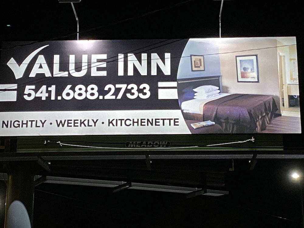 Valueinn Motel photo 35