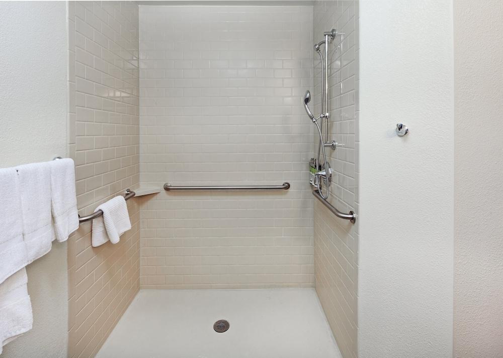 Candlewood Suites Houston North I45 by IHG photo 13