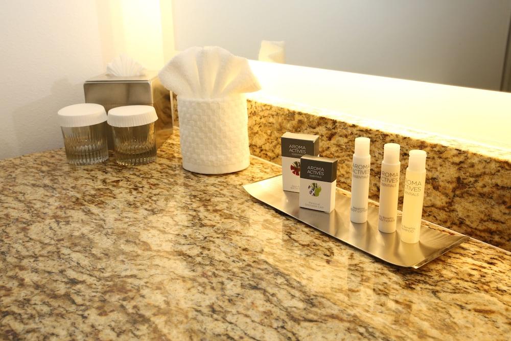 DoubleTree Suites by Hilton Hotel McAllen photo 10
