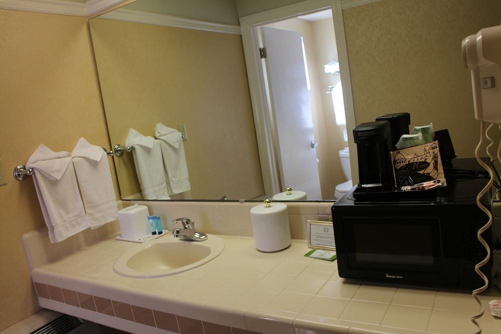 Laurel Inn Motel photo 33