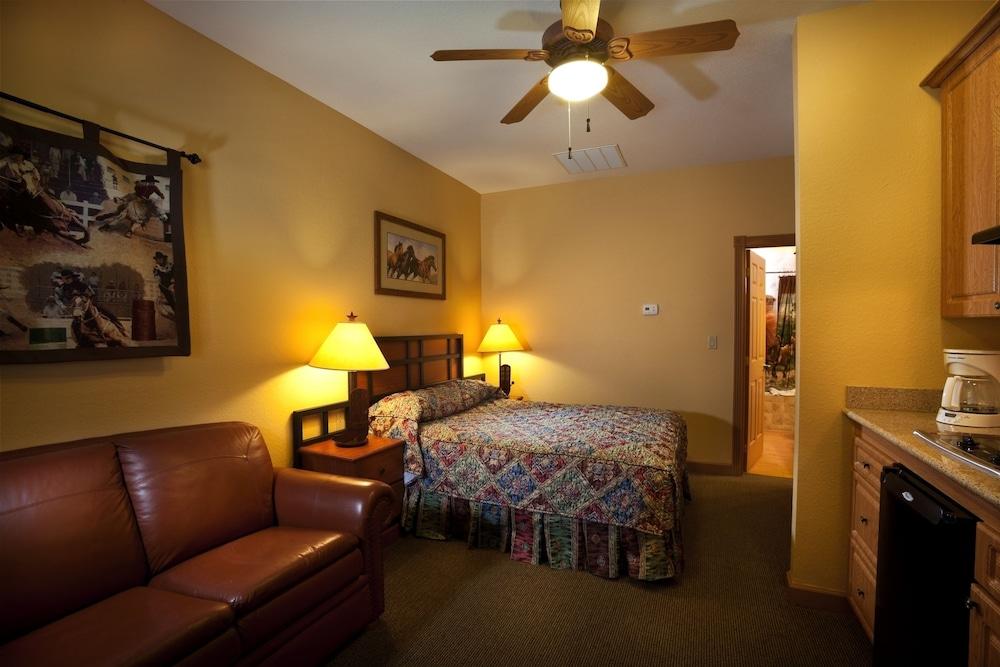 Westgate River Ranch Resort & Rodeo photo 3