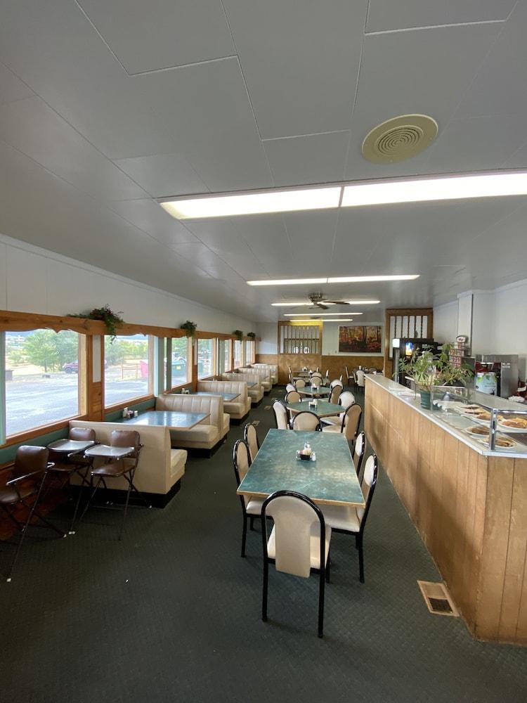 Oasis Botique Motel photo 12