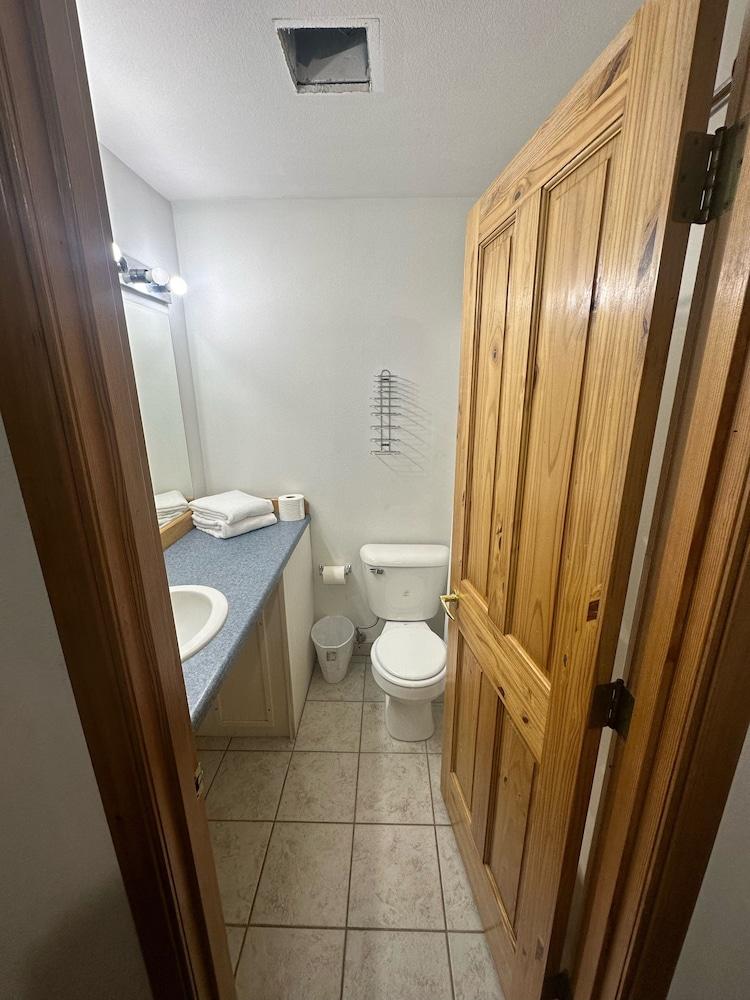 Country Cabin Motel photo 5