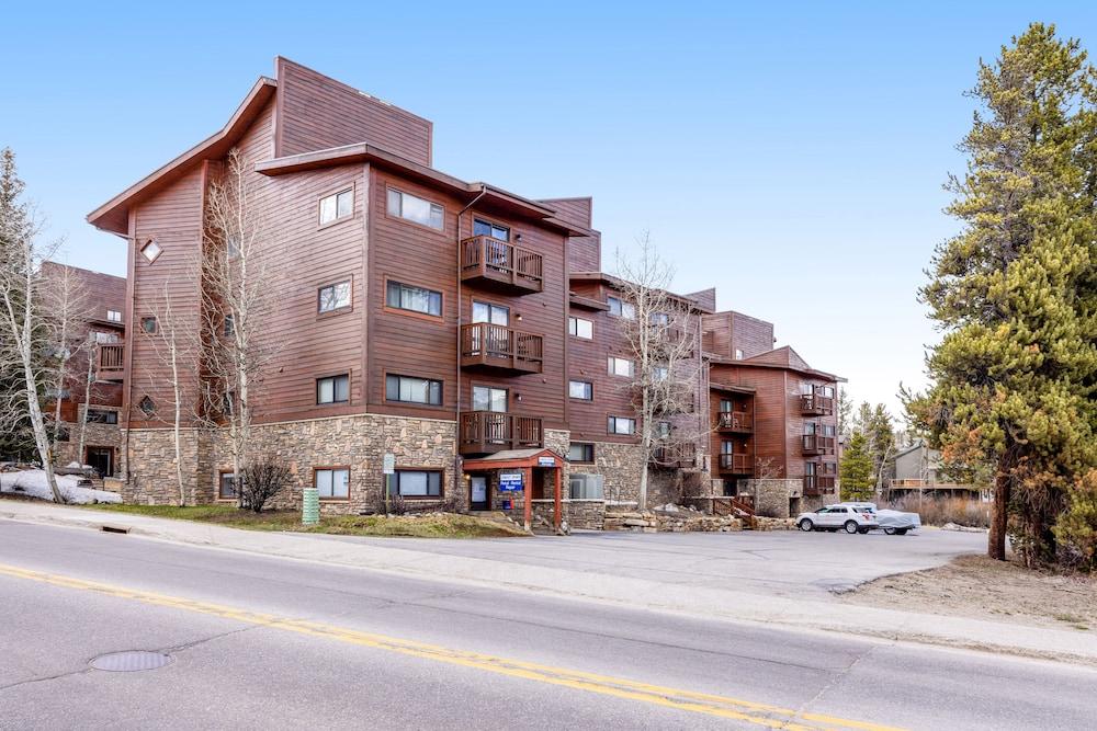 Pine Ridge Condominiums photo 76