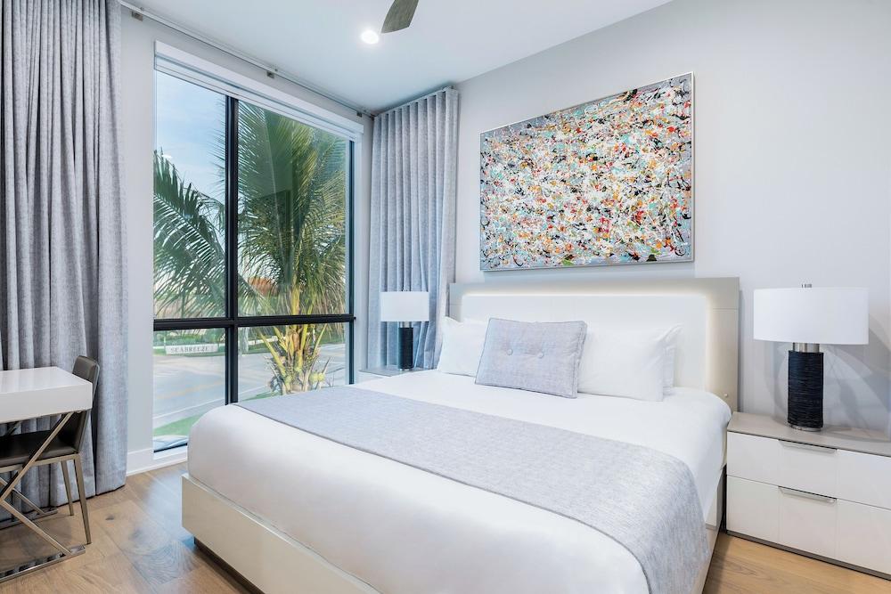Harbor Island Beach Club by Villatel photo 8