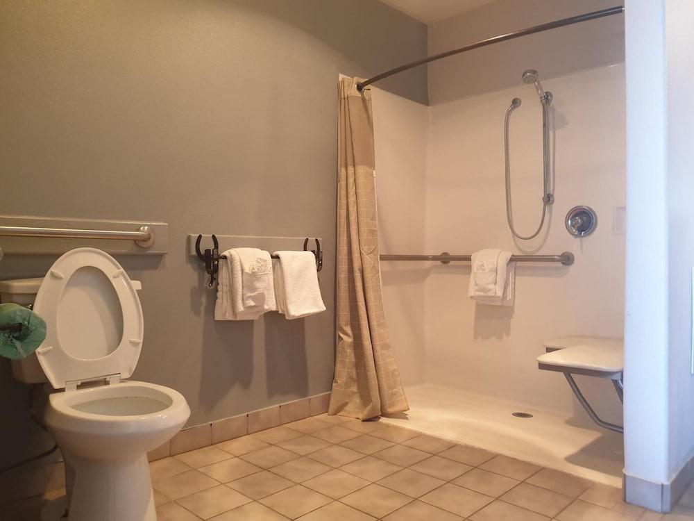 Riata Inn photo 28