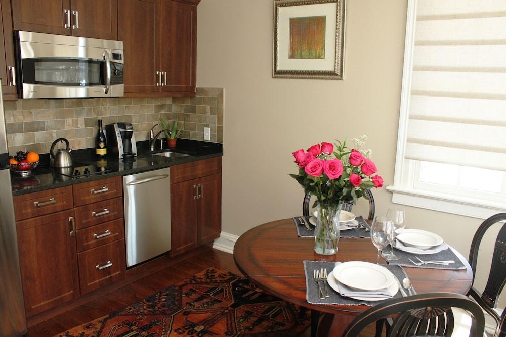 Guesthouse at Norwalk Inn photo 19