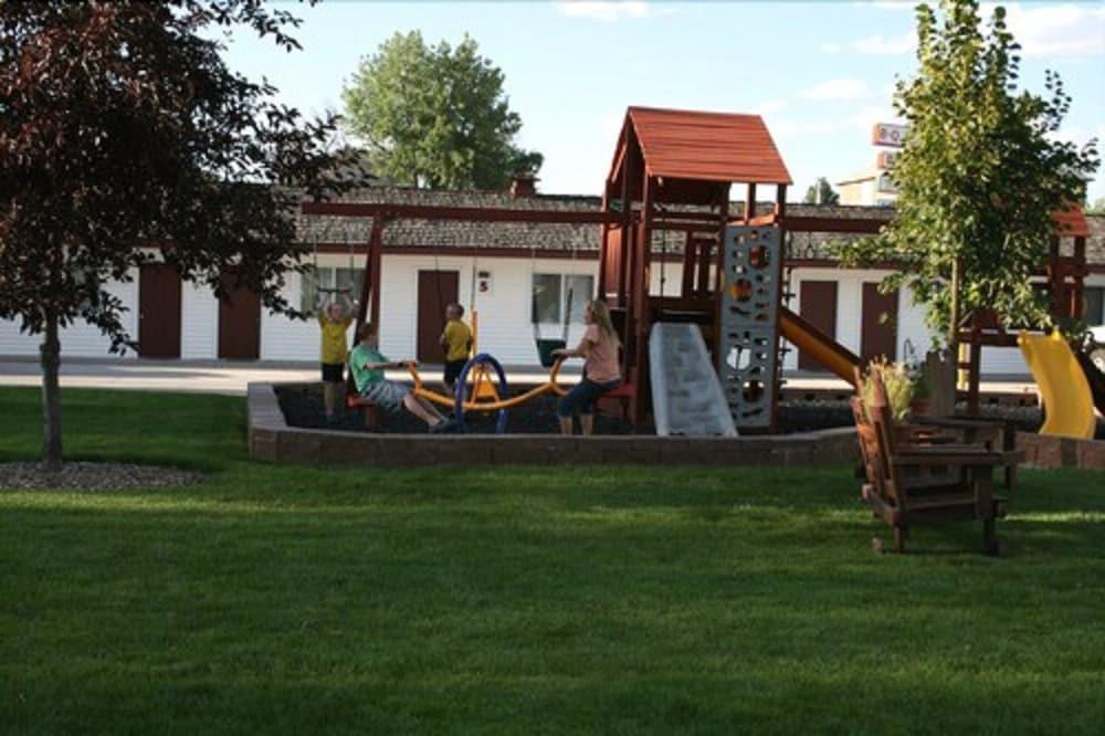 Covered Wagon Motel photo 71
