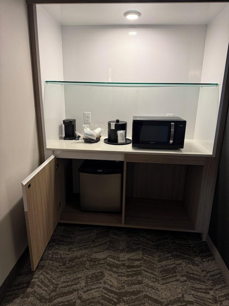 Springhill Suites By Marriott Fargo photo 5
