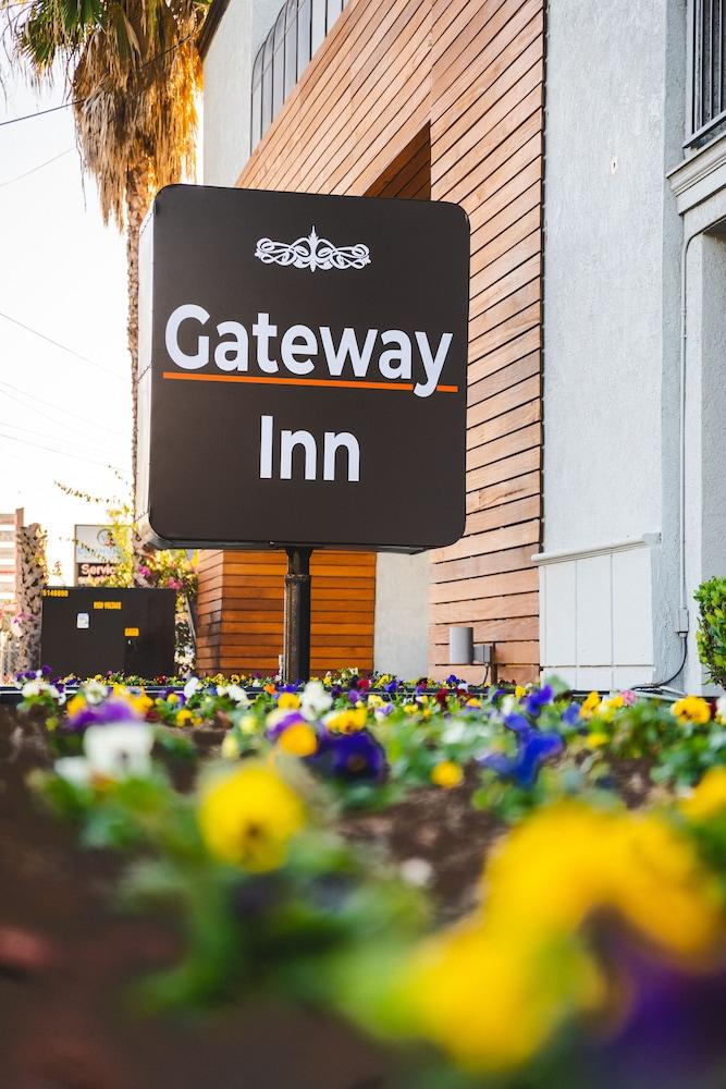 Gateway Inn Gardena photo 33