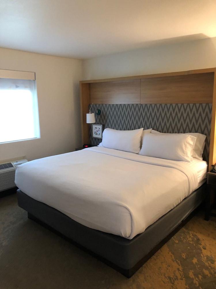 Holiday Inn Selma - Swancourt by IHG photo 4