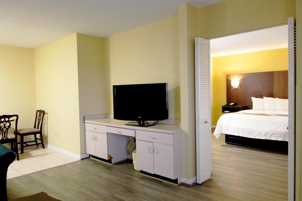 Quality Inn & Suites Franklin photo 7