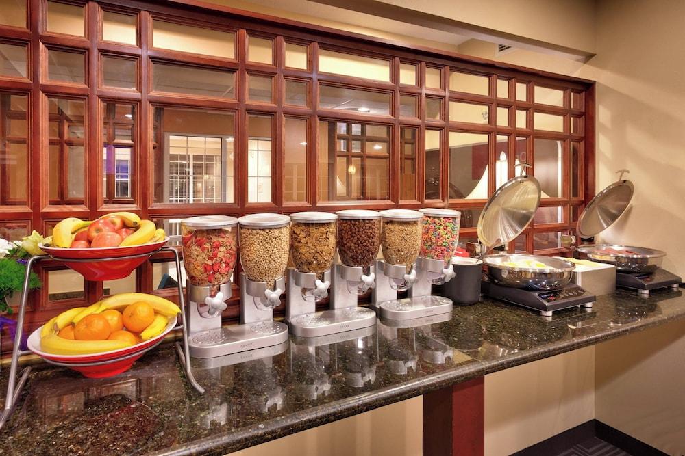 Towneplace Suites Marriott Meridian photo 25