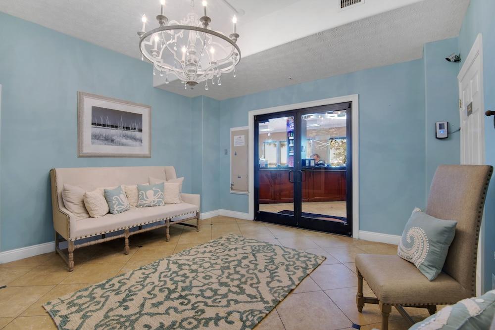 Gulf Crest Condominiums photo 2