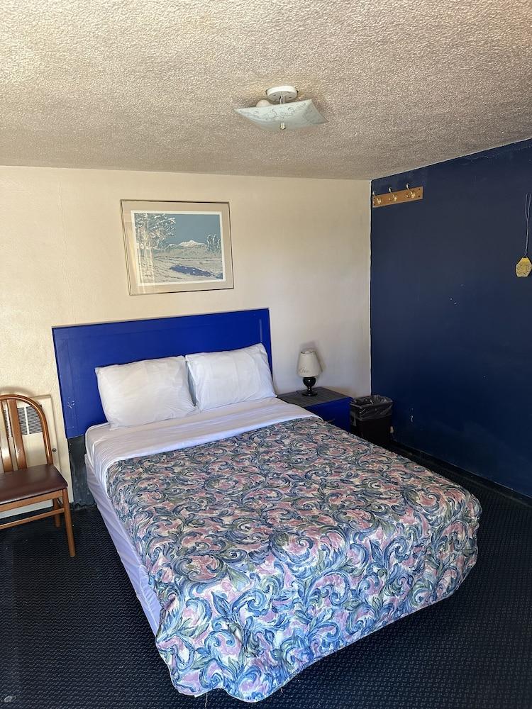 Crestview Motel Inc photo 7