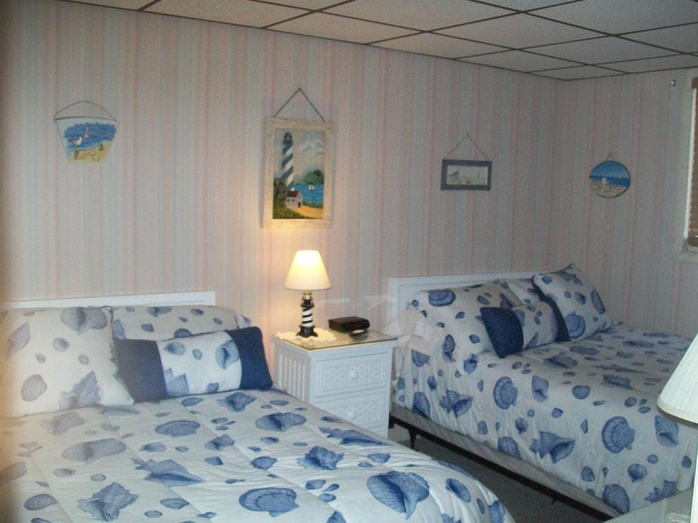 Monterey Motel photo 8