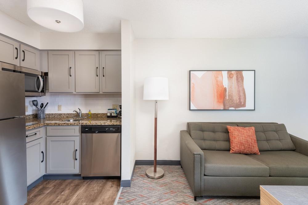 Candlewood Suites Eagan Arpt South - Mall Area by IHG photo 4