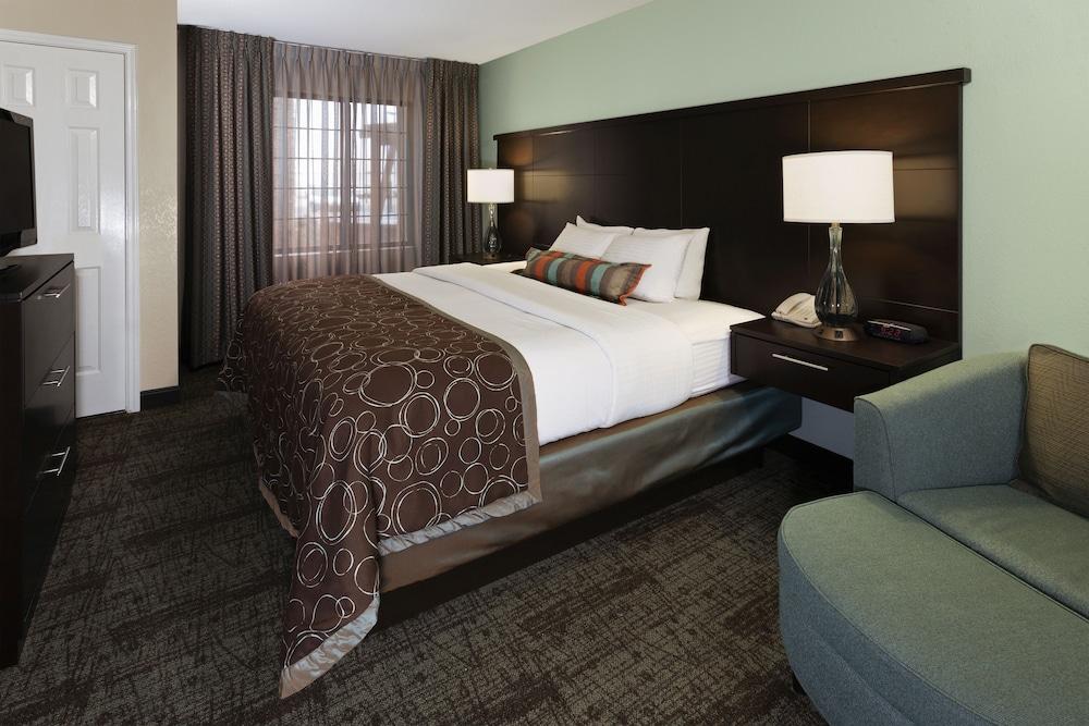 Staybridge Suites South Springfield by IHG photo 28